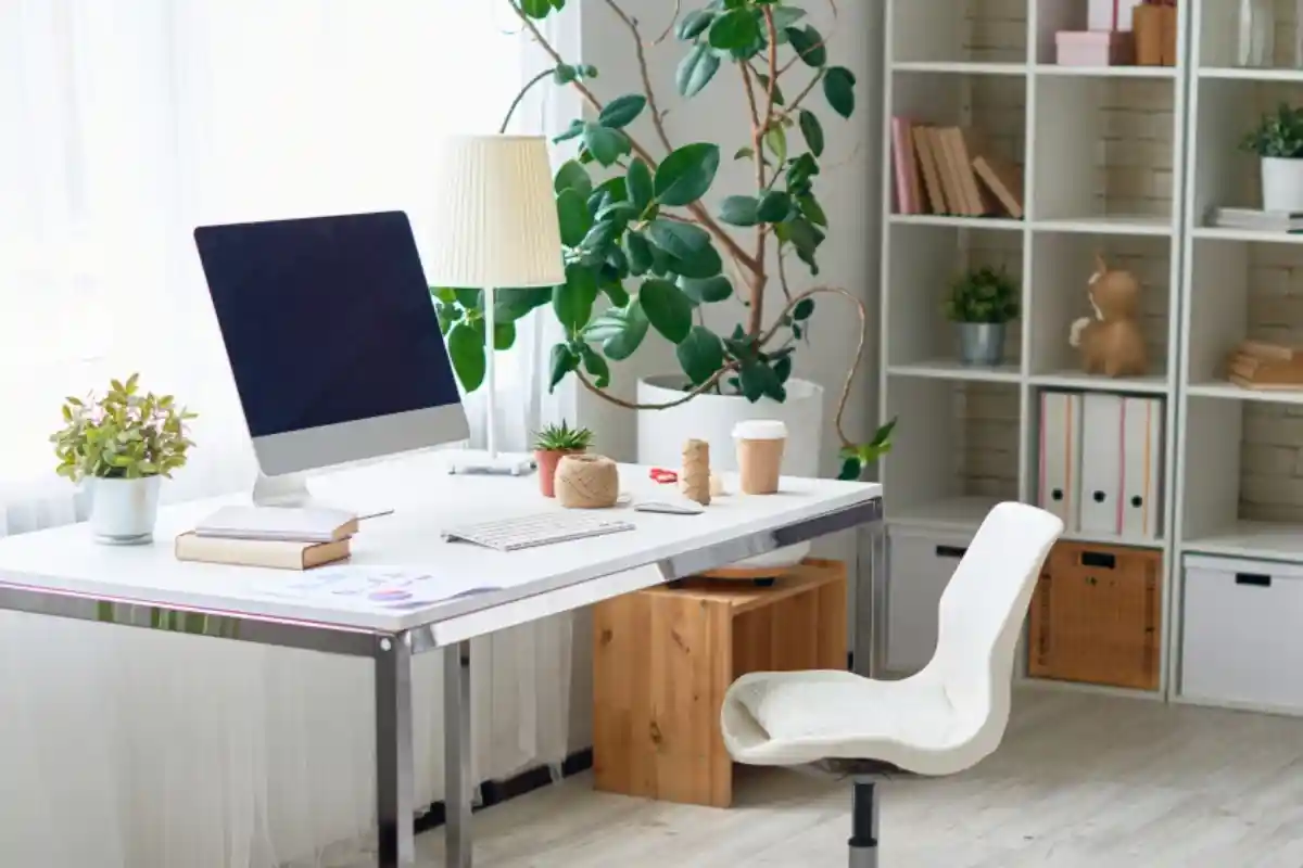 How To Keep Your Home Office Desk